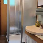 Sessles Waldhaeuschen Dietzhausen