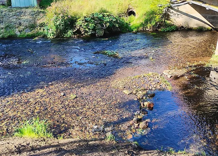 Sessles Waldhaeuschen Dietzhausen בית נופש *